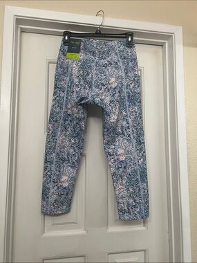 tek gear Girls' Blue and Pink Printed Active Leggings